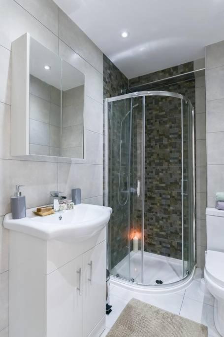 City Sparrow Apartments 5 Лондон Экстерьер фото